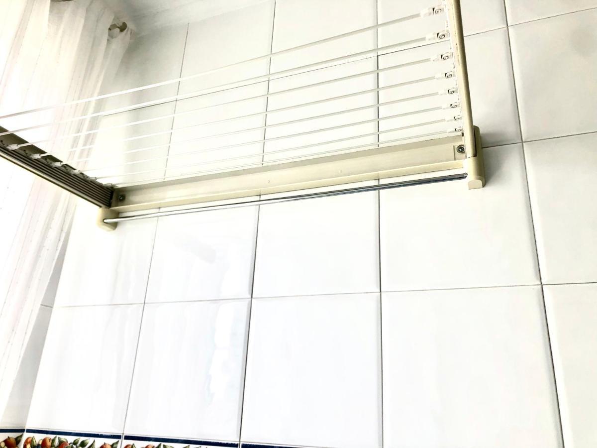 Piso Con Garaje En 阿维莱斯 外观 照片